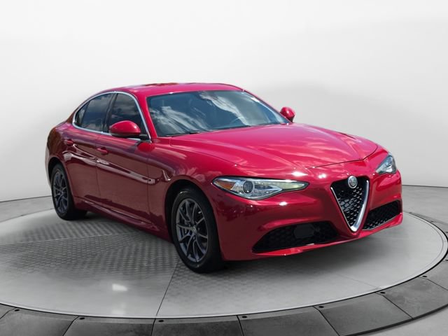Used 2019 Alfa Romeo Giulia AWD w/ Cold Weather Package image 7