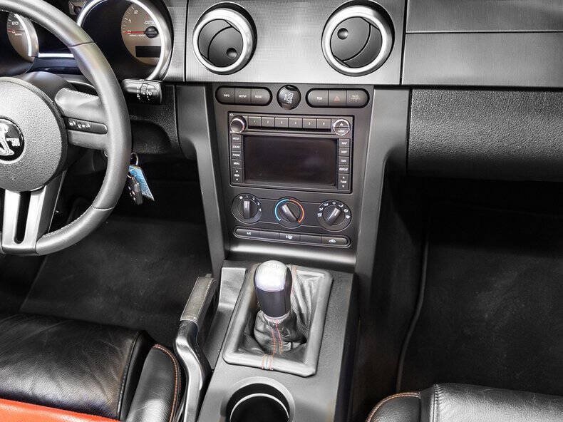 Used 2008 Ford Mustang Shelby GT500 RWD image 17