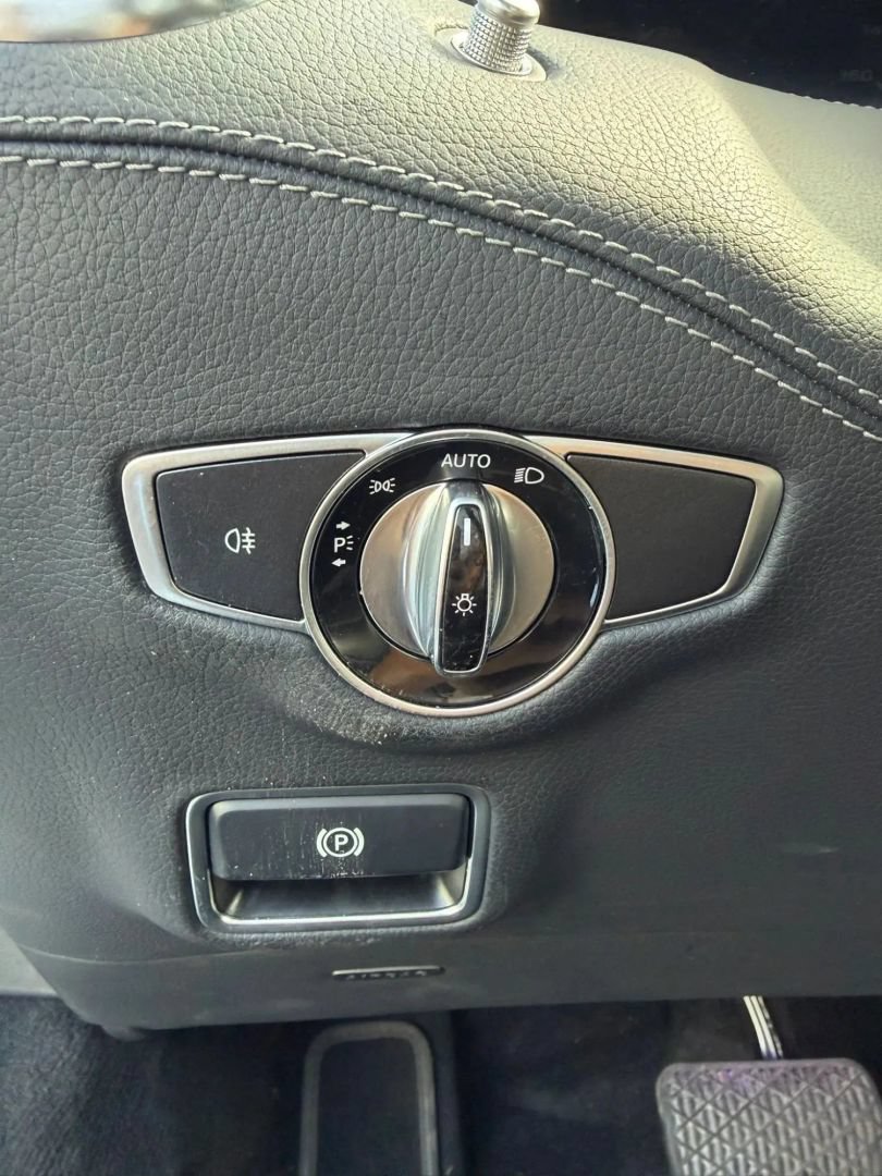 Used 2016 Mercedes-Benz S 550 4MATIC Coupe image 26