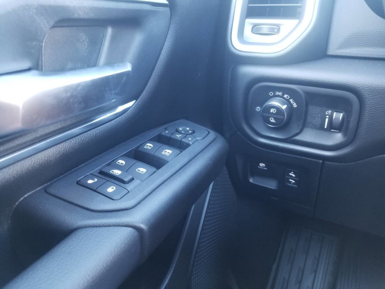 New 2026 RAM 1500 Big Horn image 30