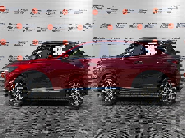 Used 2023 Buick Envision Essence image 2