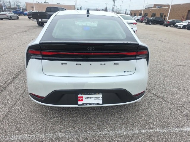 New 2026 Toyota Prius LE image 6