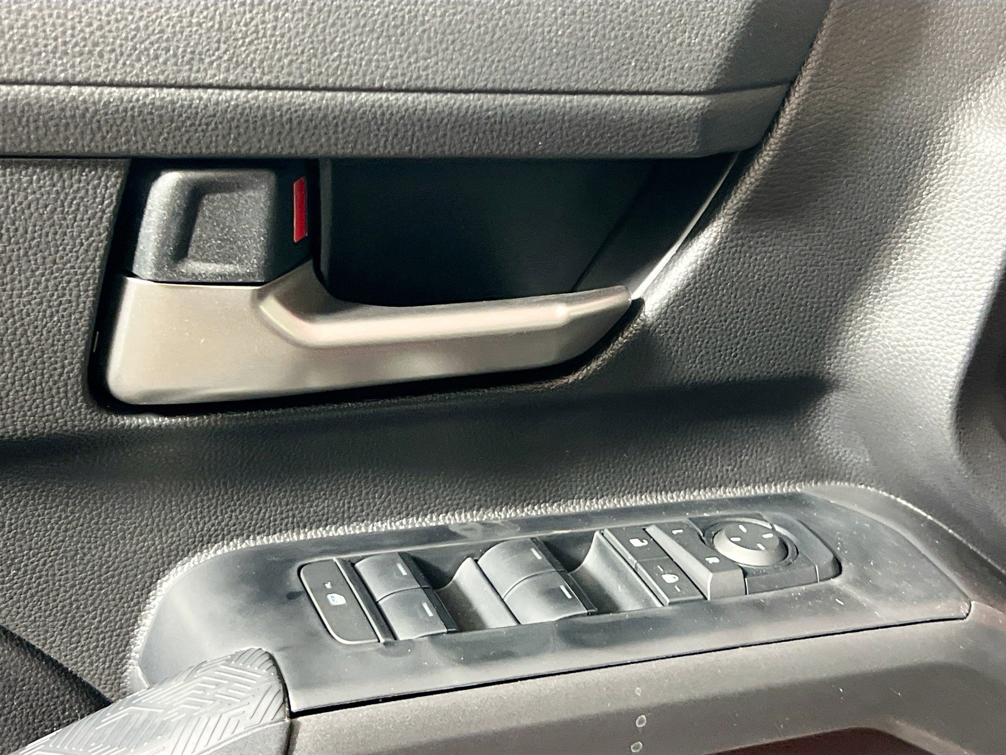 New 2025 Toyota Tacoma TRD Off-Road image 16