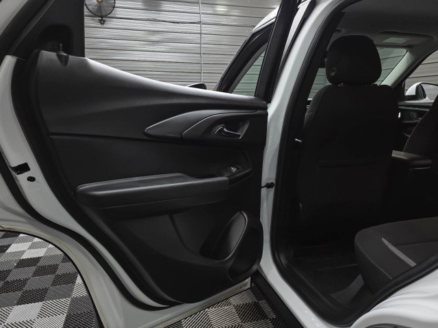 Used 2022 Chevrolet TrailBlazer LT AWD/4WD image 32