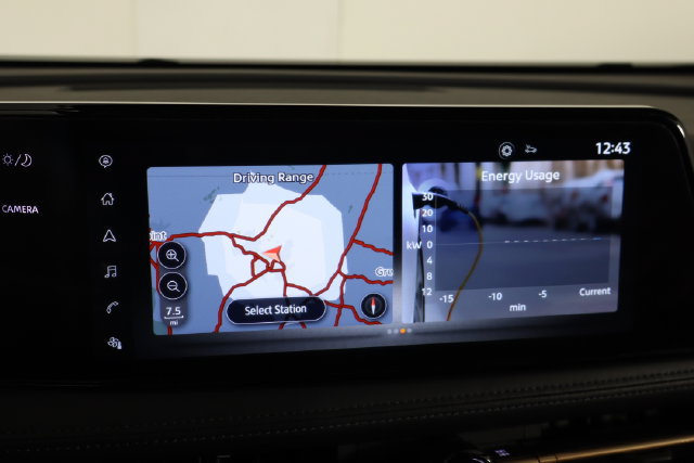 Used 2023 Nissan Ariya FWD image 29