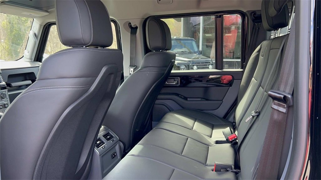 New 2025 INEOS Grenadier Fieldmaster Edition image 21