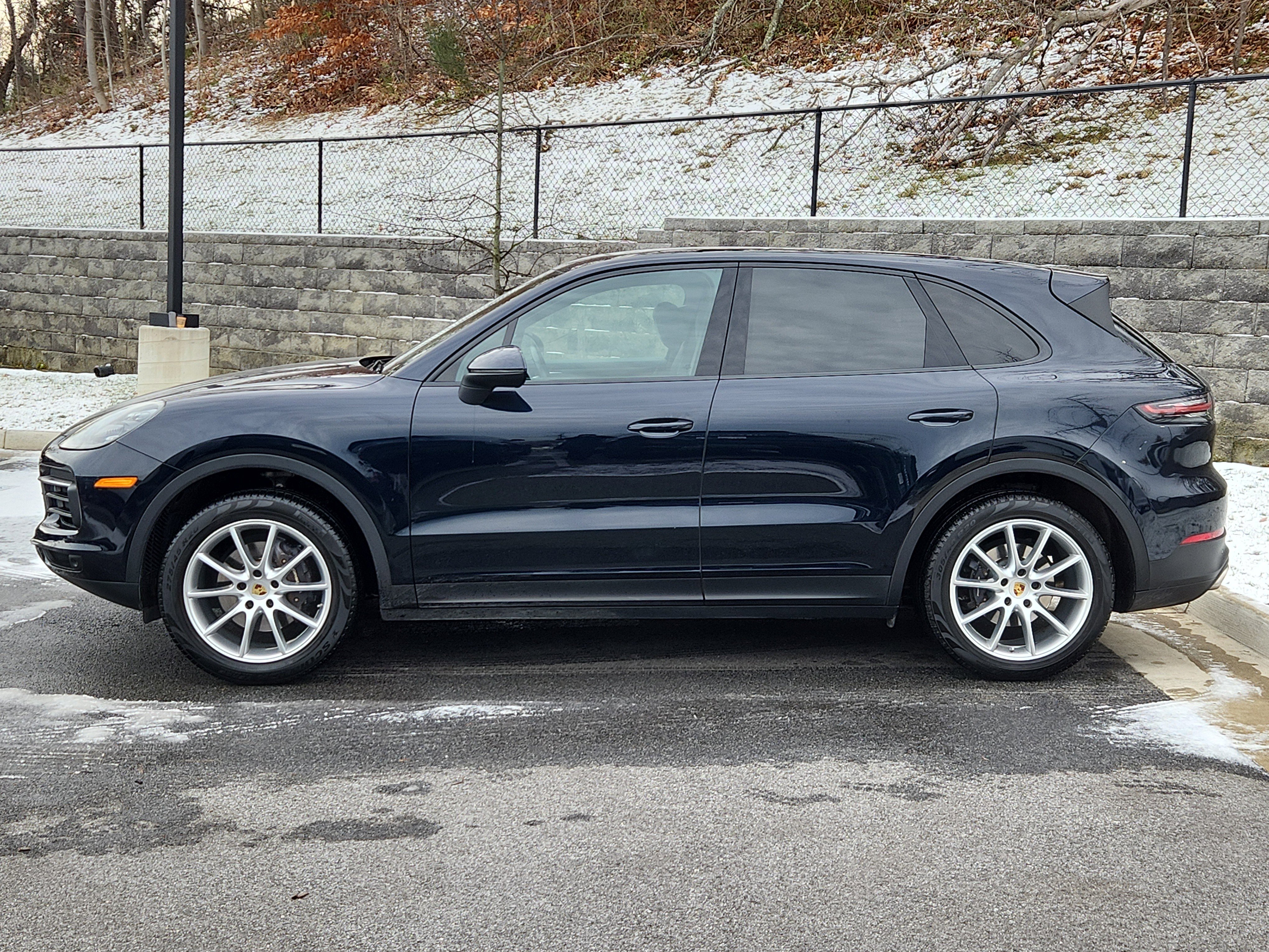 Used 2020 Porsche Cayenne image 6