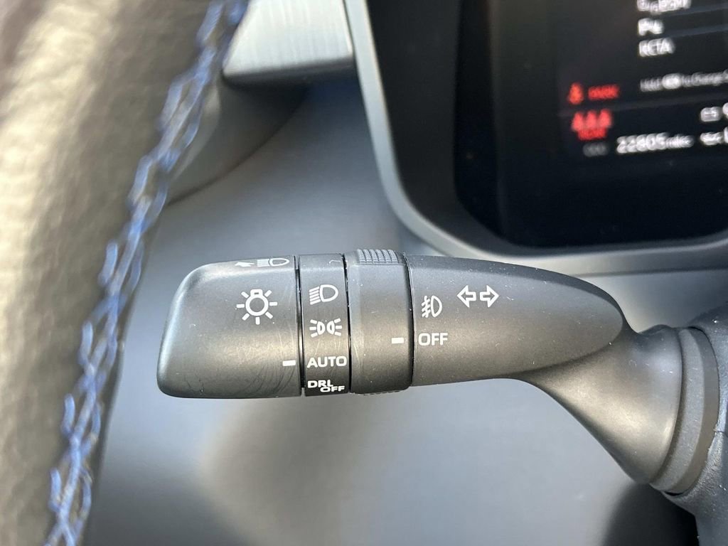 Used 2024 Toyota Tundra Platinum AWD/4WD image 31