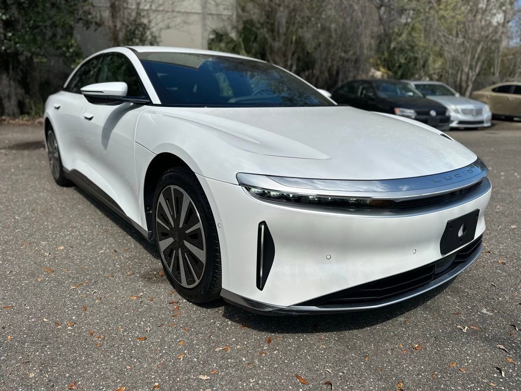 Used 2023 Lucid Air Pure image 2