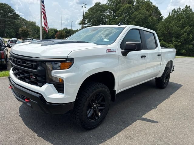 New 2026 Chevrolet Silverado 1500 Custom Trail Boss AWD/4WD image 3