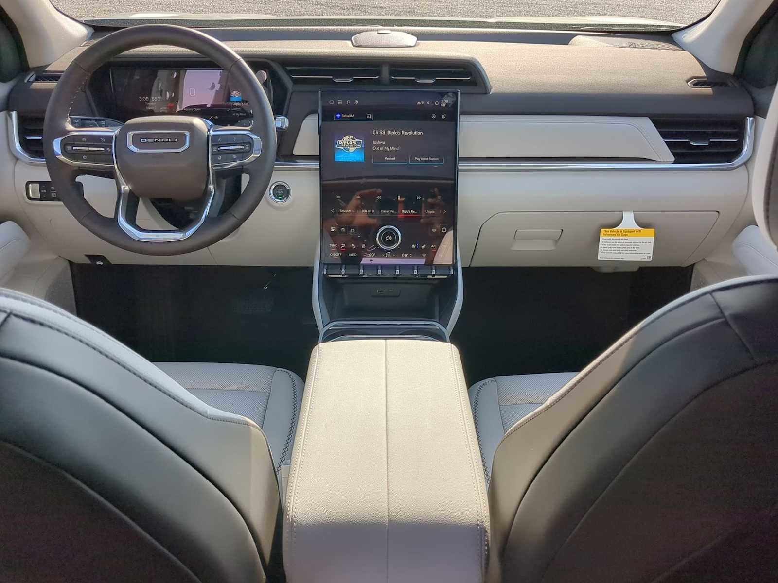 New 2026 GMC Terrain Denali w/ LPO, Floor Liner Package image 25