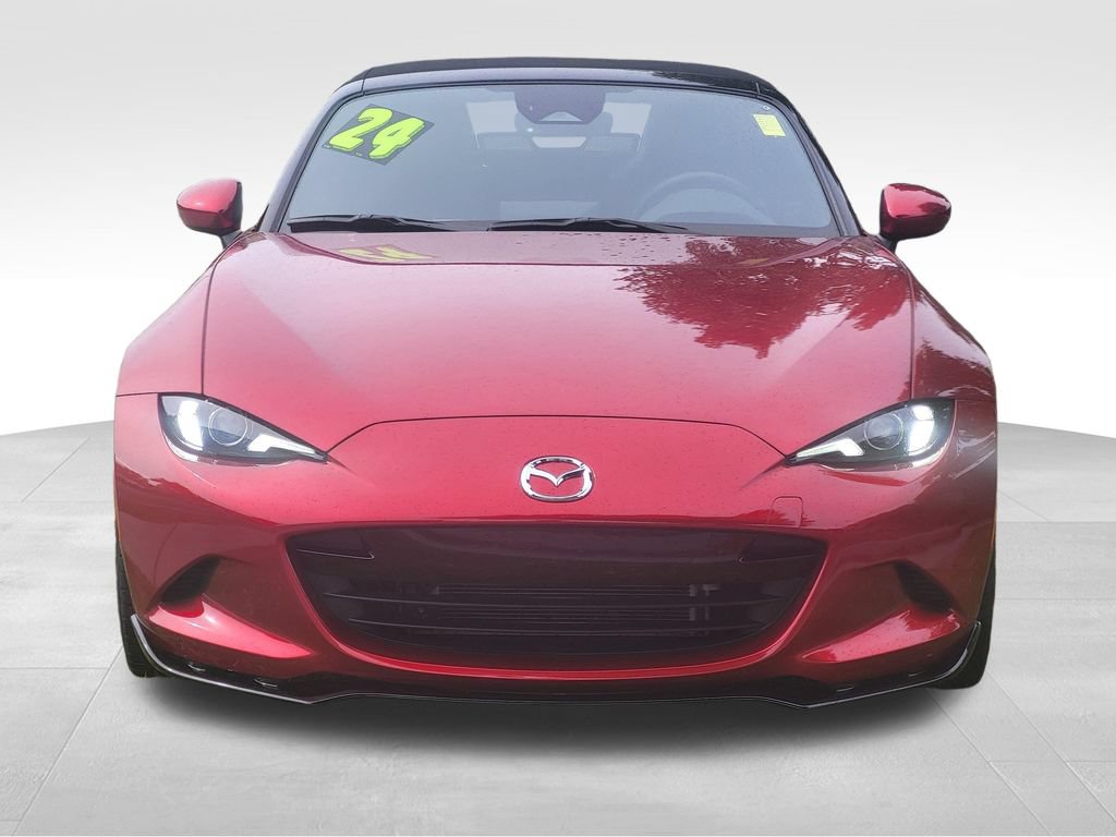 Used 2024 MAZDA MX-5 Miata Grand Touring w/ Appearance Package RWD image 2
