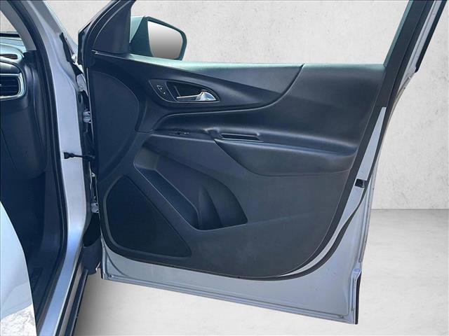 Used 2020 Chevrolet Equinox LT image 18