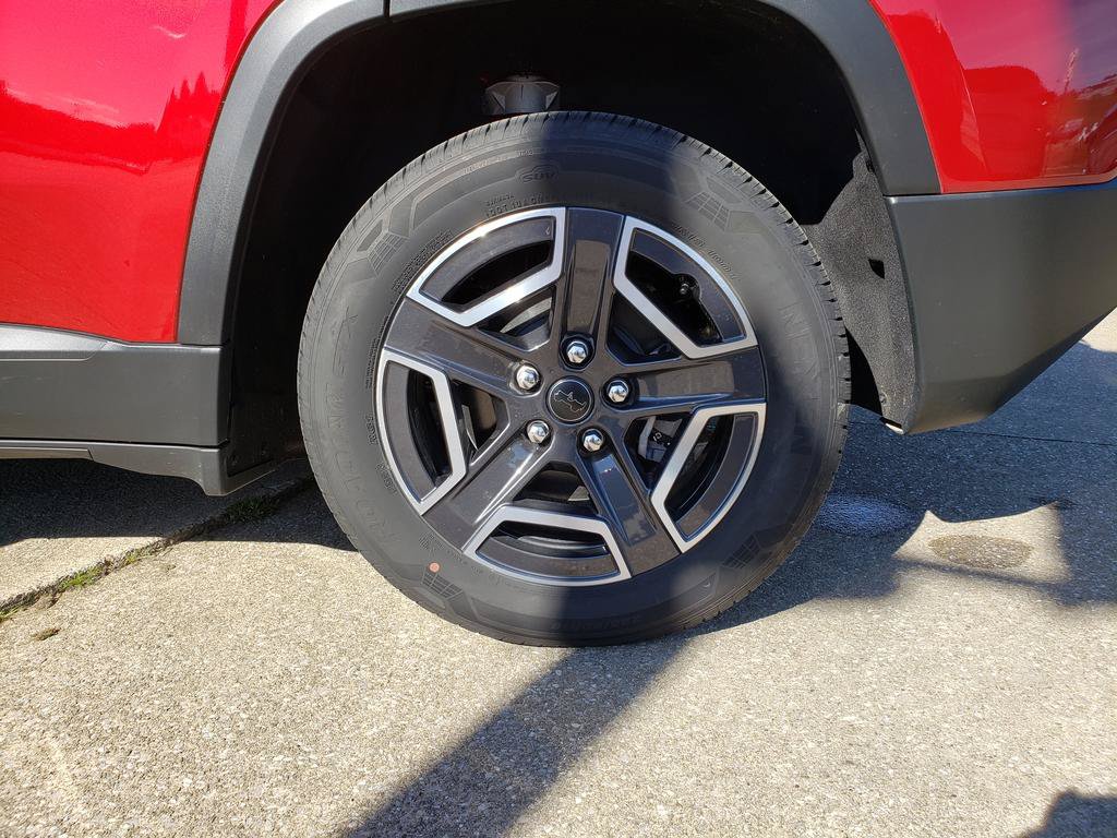 New 2026 Jeep Cherokee Laredo AWD/4WD image 24