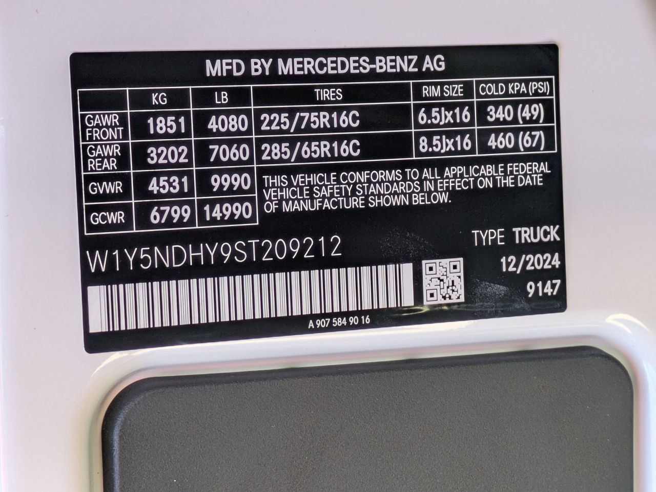New 2025 Mercedes-Benz Sprinter 3500 image 11