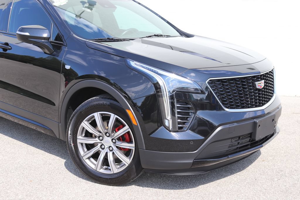 Used 2021 Cadillac XT4 Sport w/ Sun And Sound Package AWD/4WD image 16