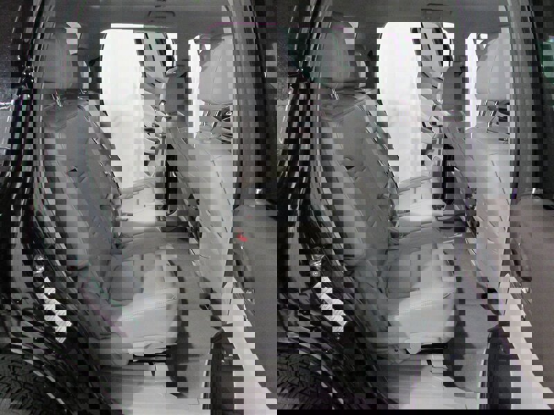 Used 2023 GMC Acadia SLT image 75