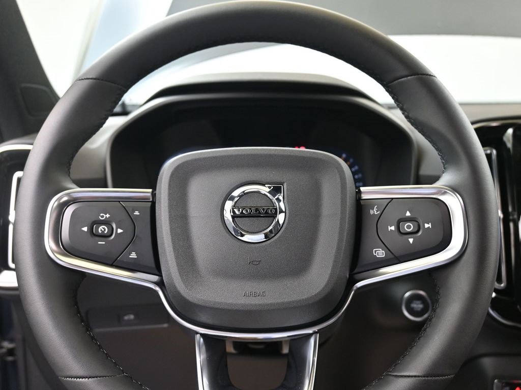 New 2026 Volvo XC40 B5 Ultra w/ Climate Package image 26