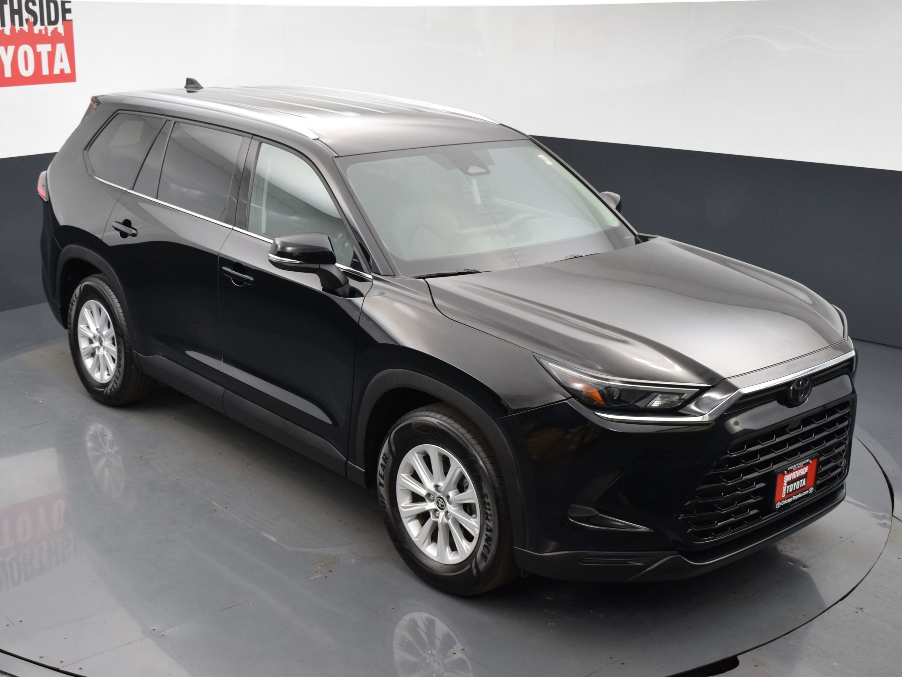 Used 2025 Toyota Grand Highlander AWD image 25