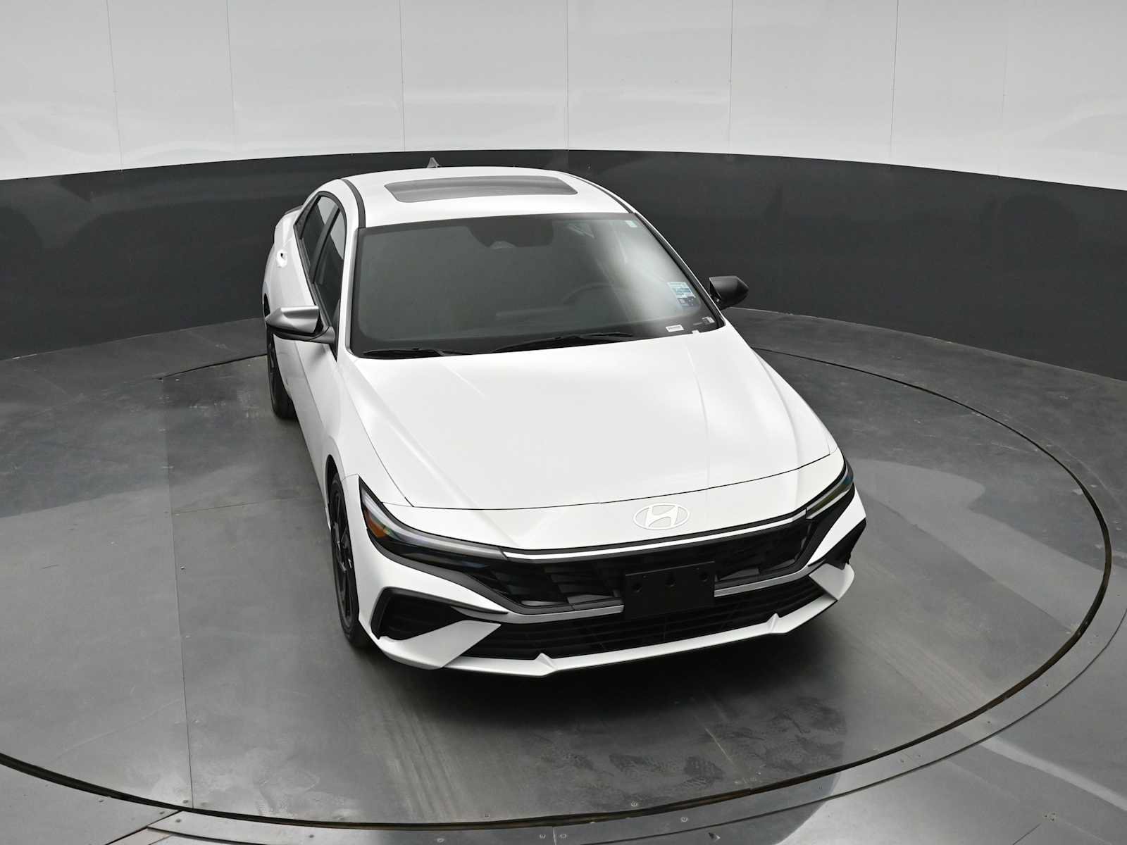 New 2026 Hyundai Elantra SEL Sport FWD image 27