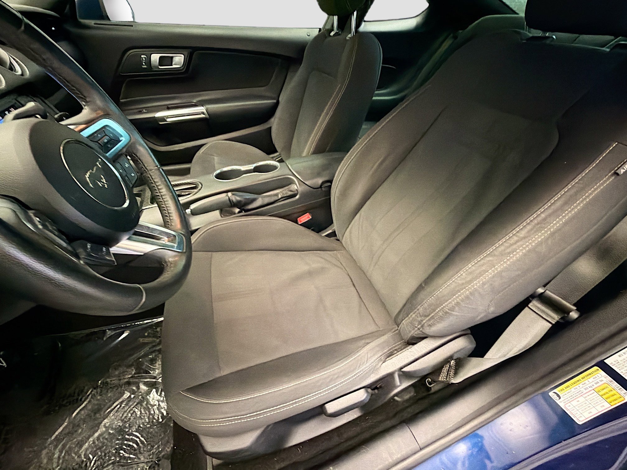 Used 2019 Ford Mustang Coupe RWD image 11