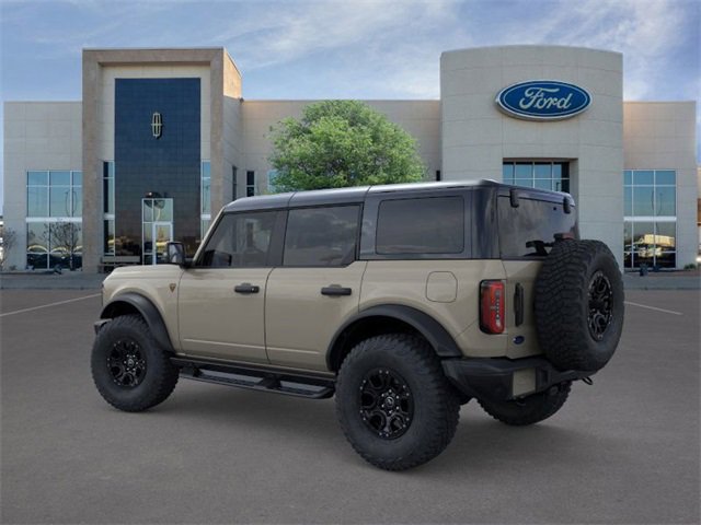 New 2025 Ford Bronco Badlands image 4