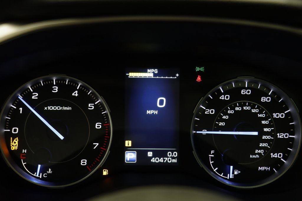 Used 2022 Subaru Ascent Limited w/ Technology Package image 9