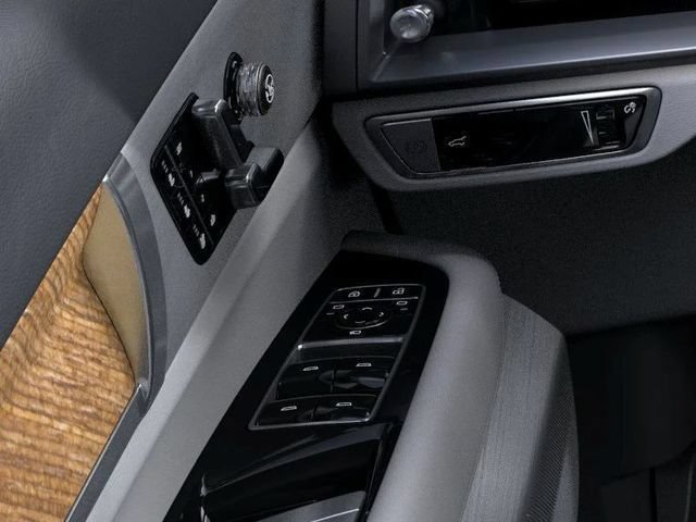 New 2027 Cadillac Vistiq Luxury AWD/4WD image 22