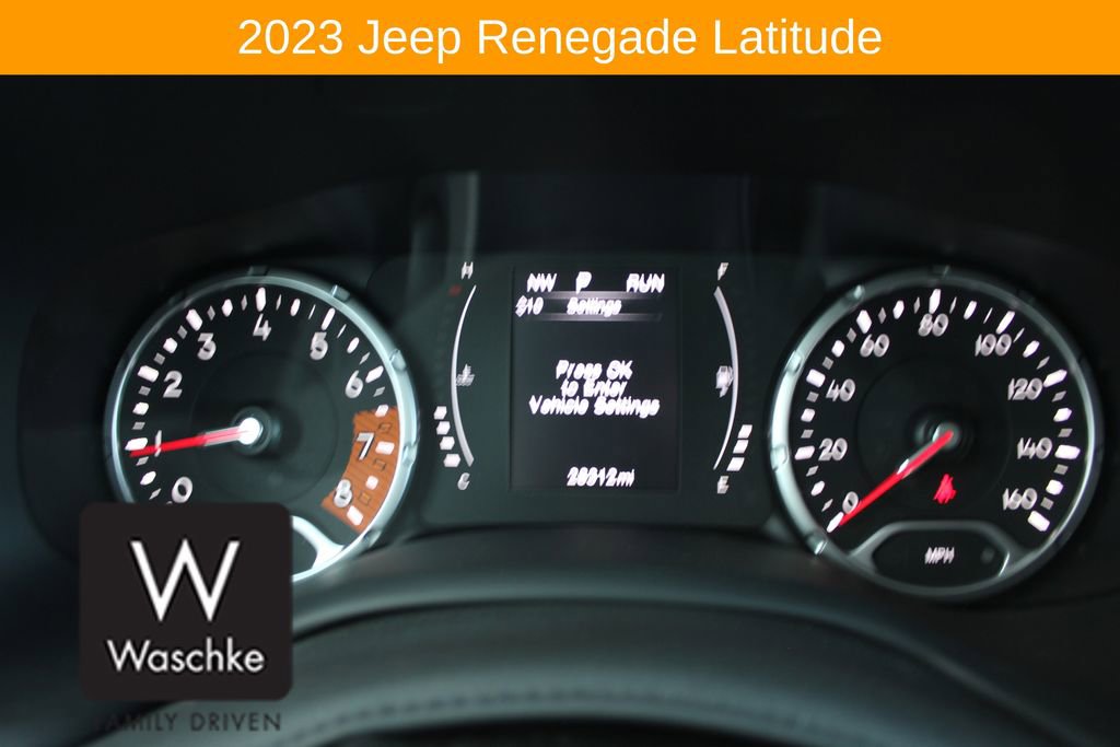 Used 2023 Jeep Renegade Latitude image 38