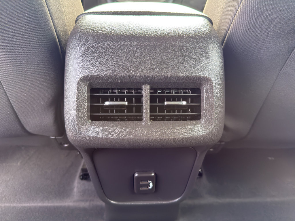 Certified 2024 Chevrolet Equinox LS image 30