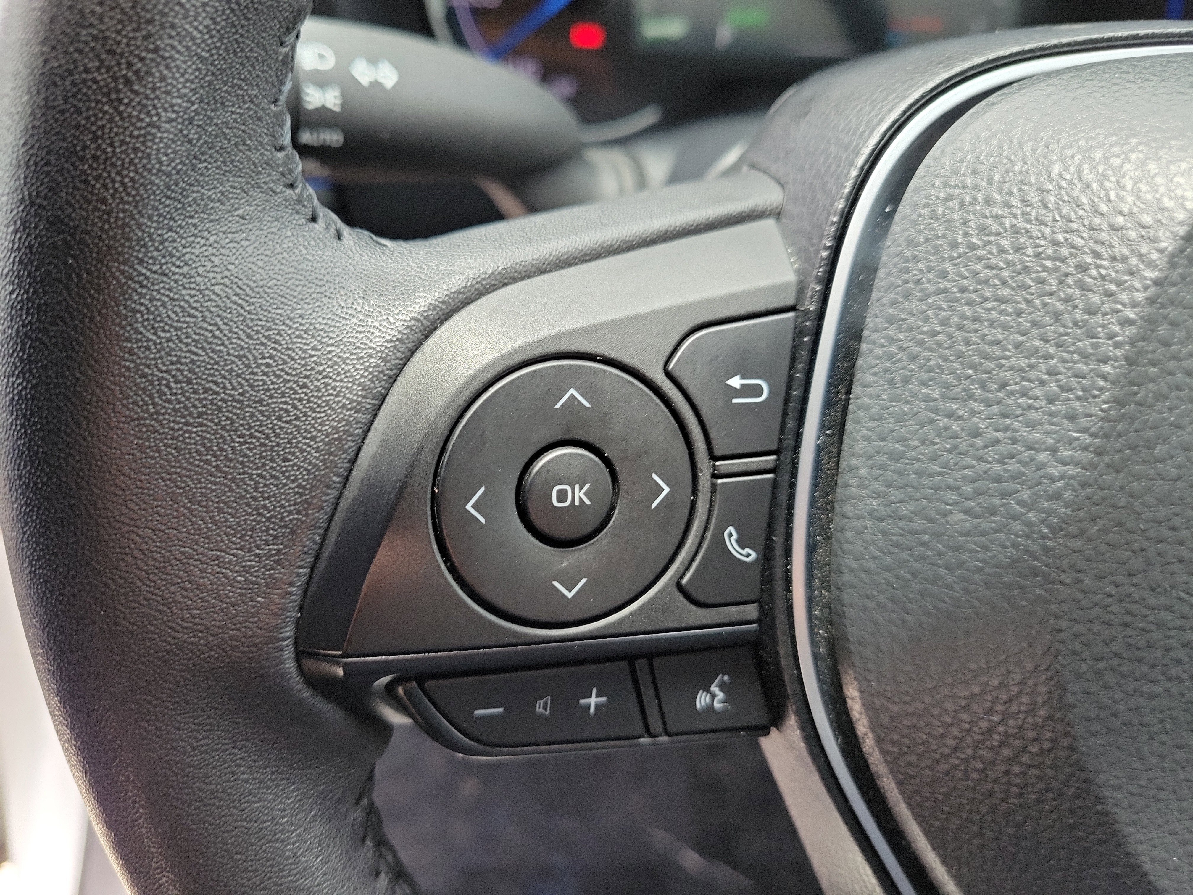Certified 2024 Toyota RAV4 XSE AWD/4WD image 29