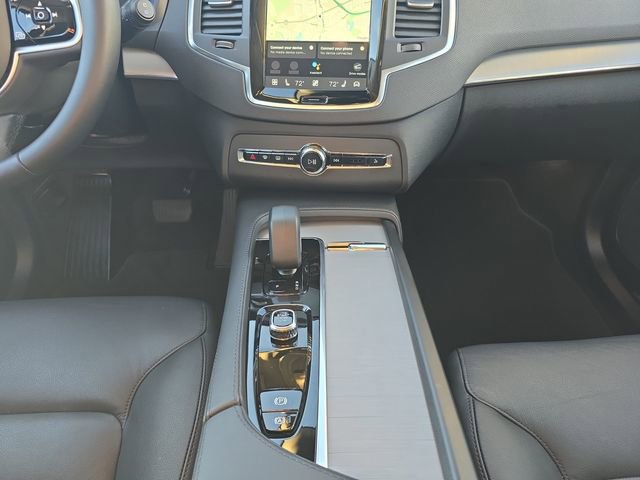 Certified 2025 Volvo XC90 B5 Core image 11