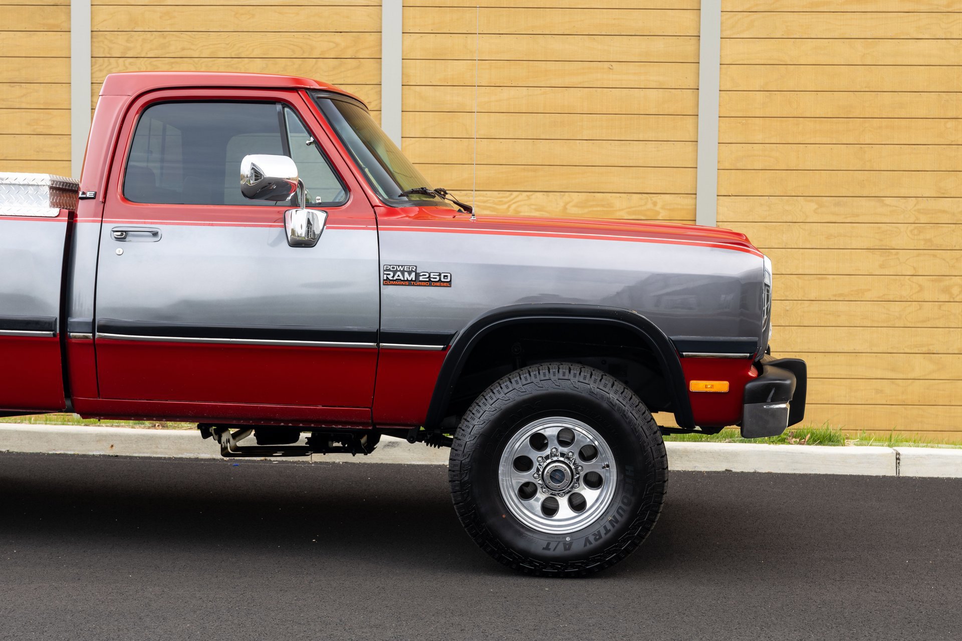 Used 1991 Dodge D/W Truck 250 image 17