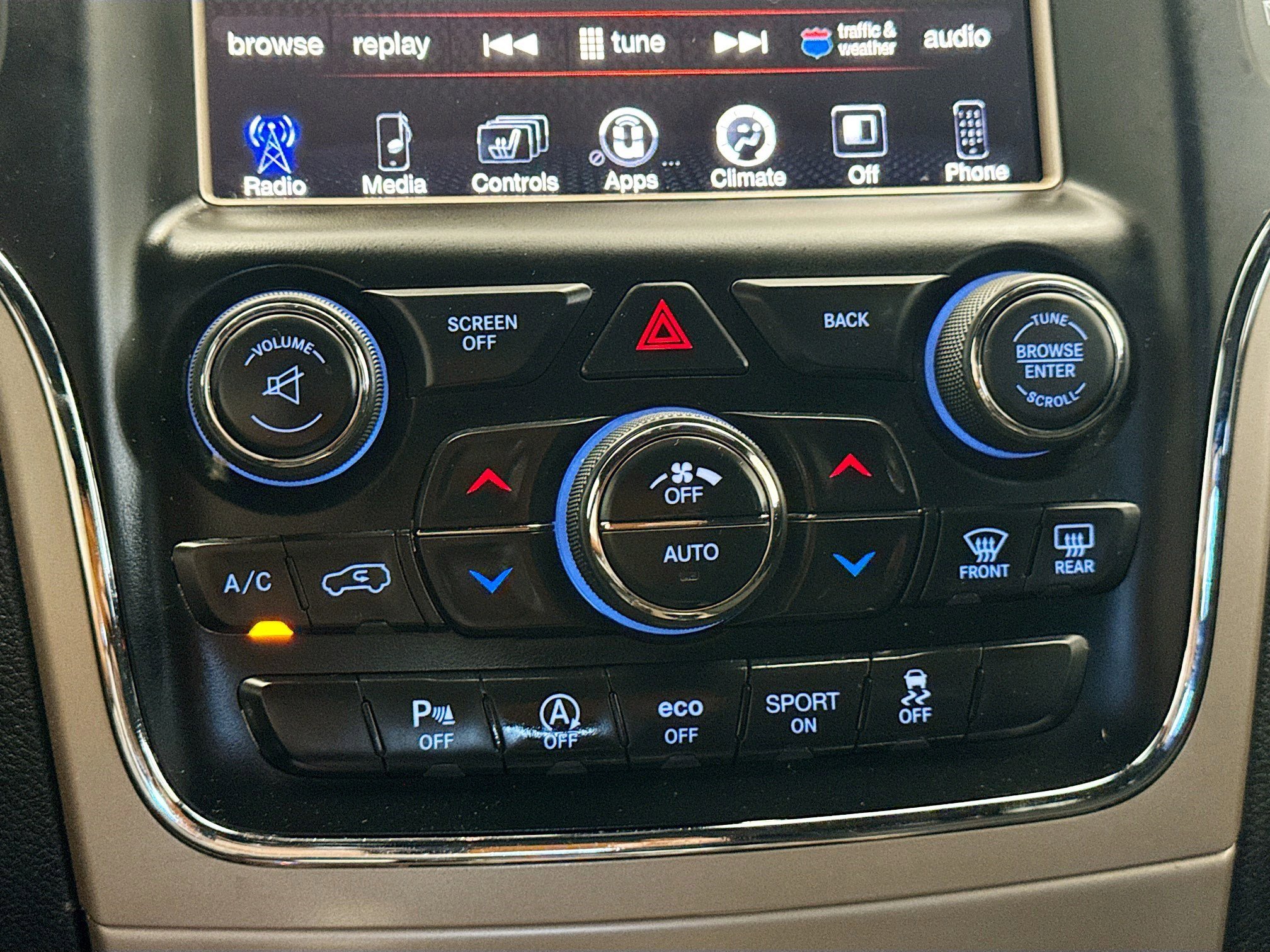 Used 2017 Jeep Grand Cherokee Laredo w/ Quick Order Package 2BE image 10