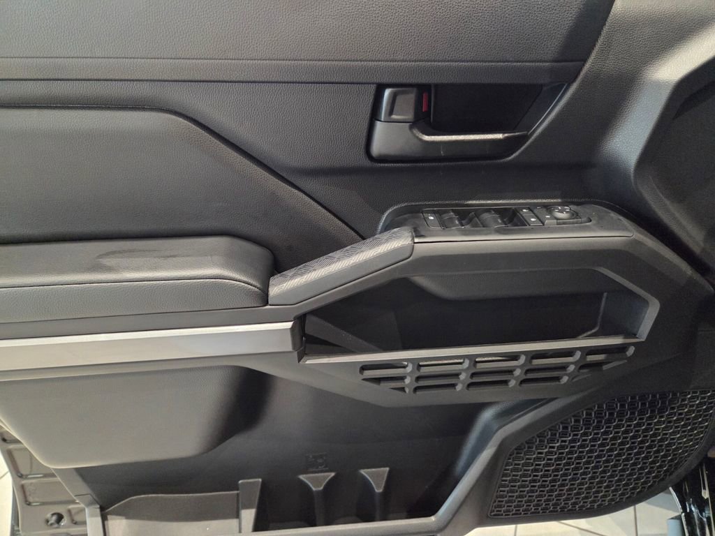 New 2026 Toyota Tacoma SR5 AWD/4WD image 25