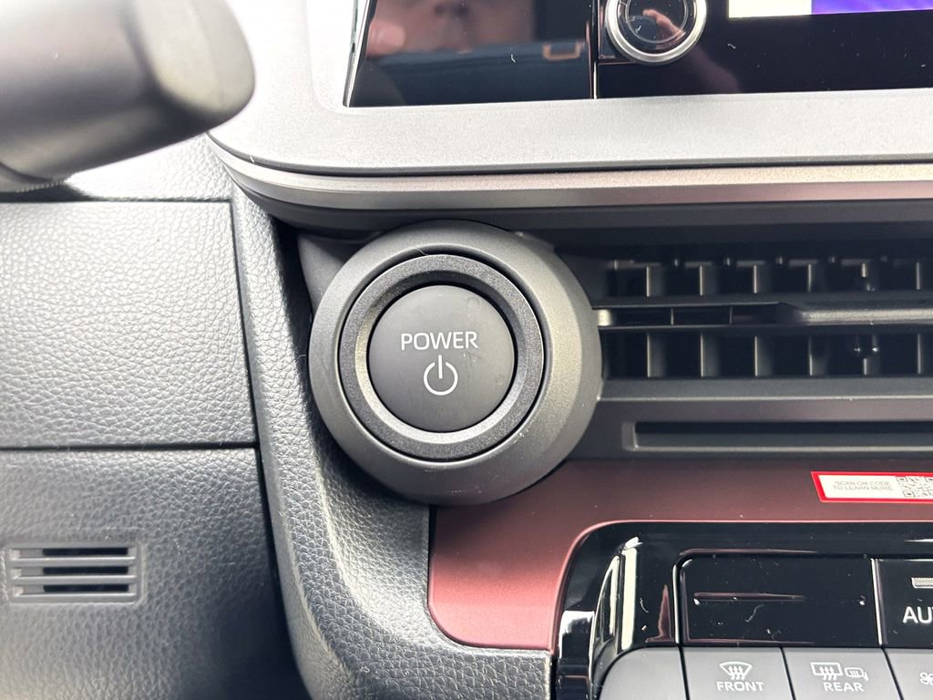 New 2026 Toyota Prius Plug-In Hybrid SE image 15