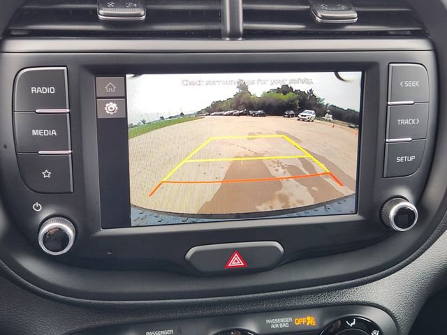 Certified 2025 Kia Soul LX FWD image 18