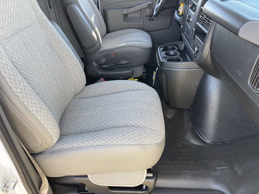 New 2025 GMC Savana 2500 Extended w/ Driver Convenience Package RWD image 27