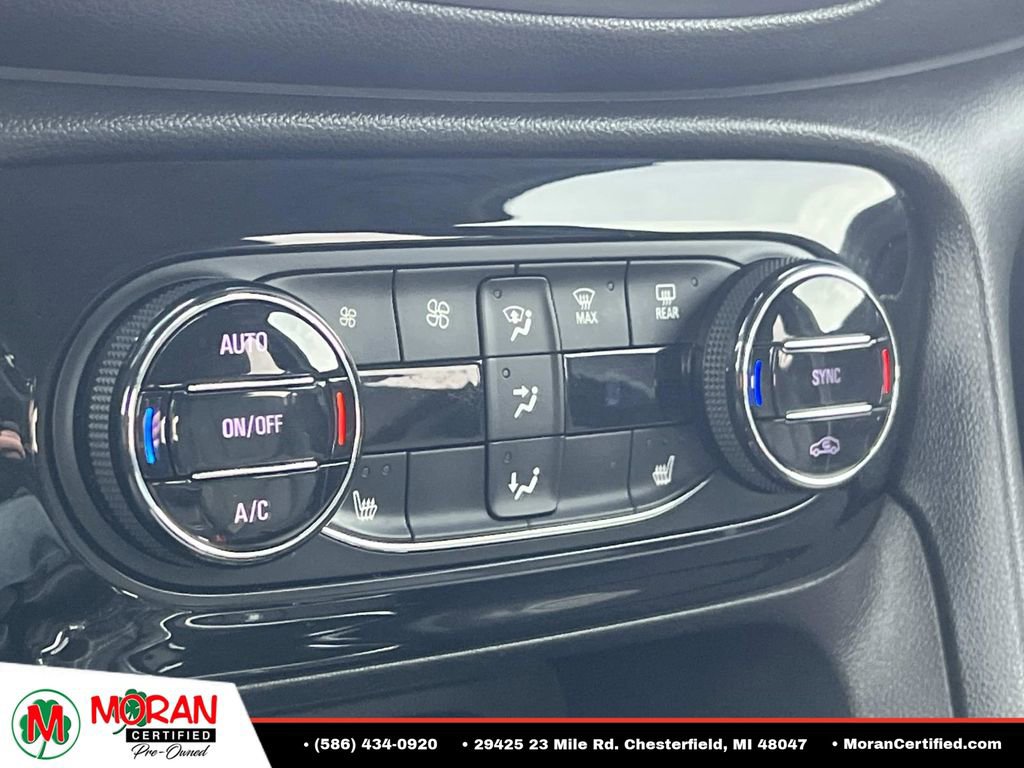 Used 2021 Buick Encore GX Select AWD/4WD image 21