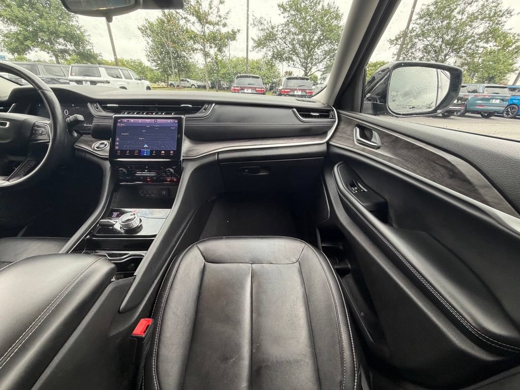 Certified 2021 Jeep Grand Cherokee L Limited AWD/4WD image 21