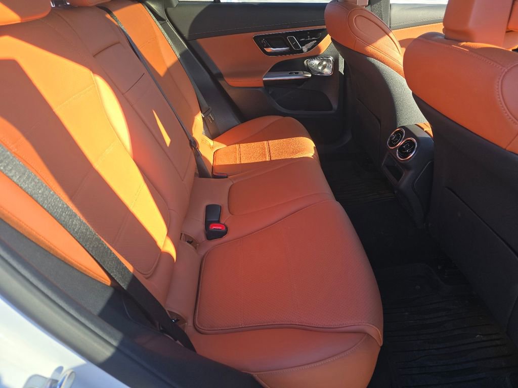 Certified 2026 Mercedes-Benz GLC 300 4MATIC image 21