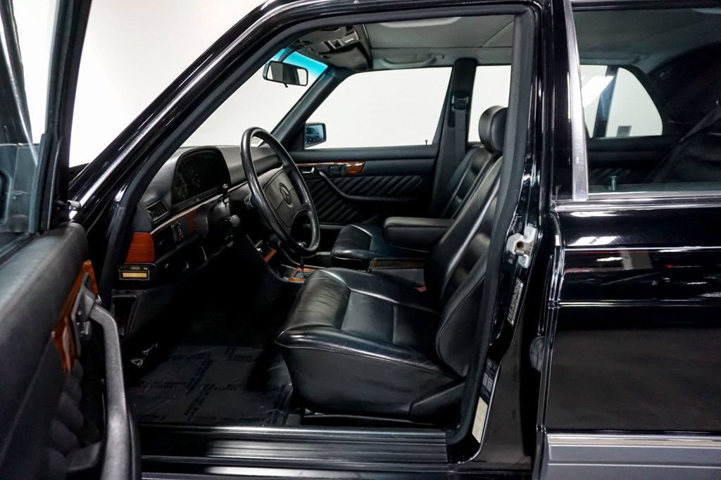 Used 1990 Mercedes-Benz 350 SDL image 8