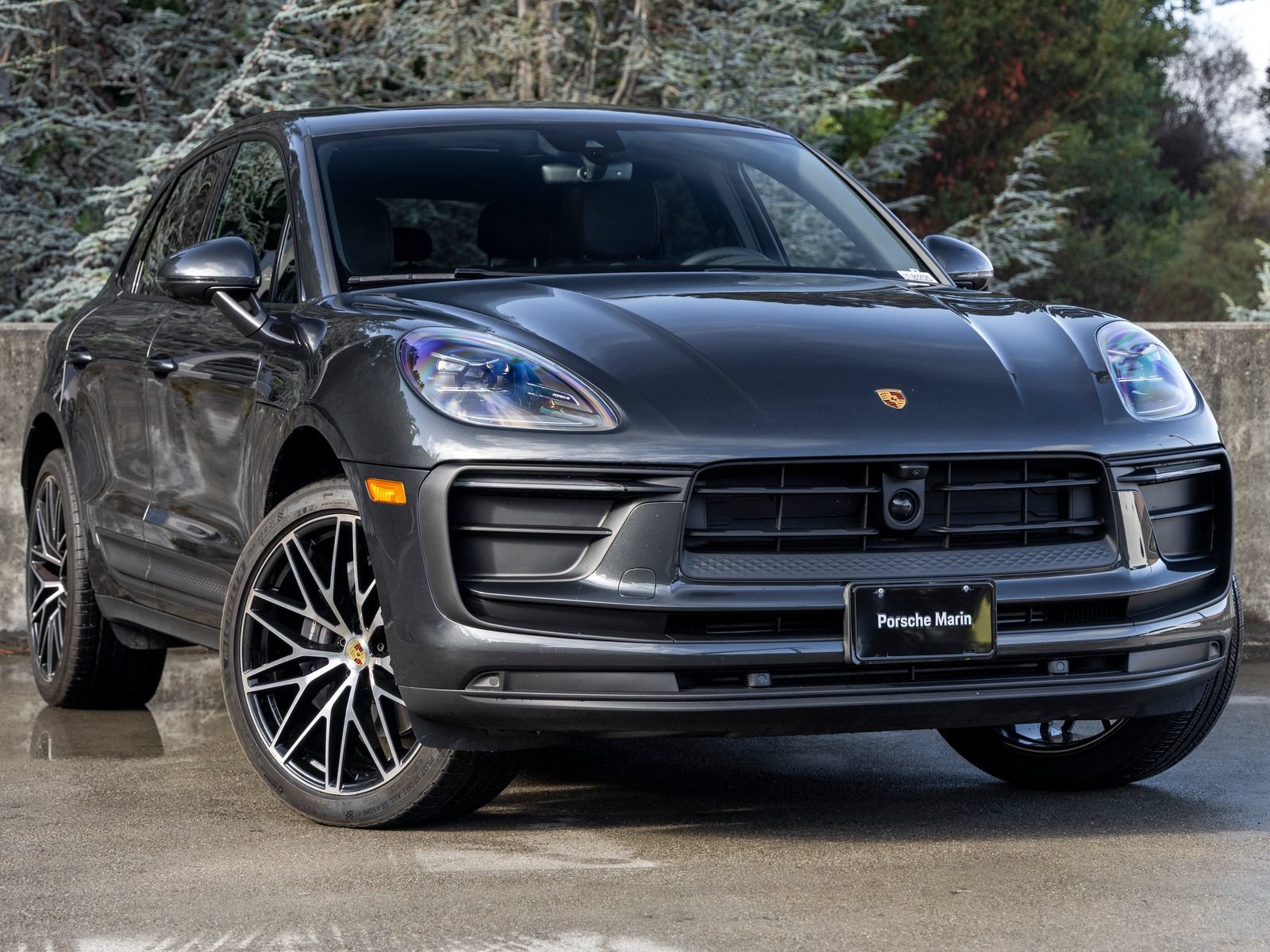 Certified 2026 Porsche Macan AWD/4WD image 6