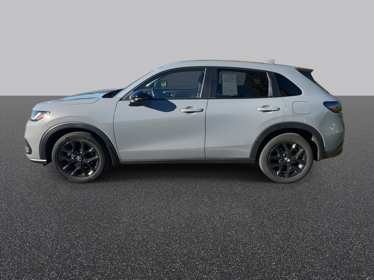 Used 2025 Honda HR-V Sport image 6