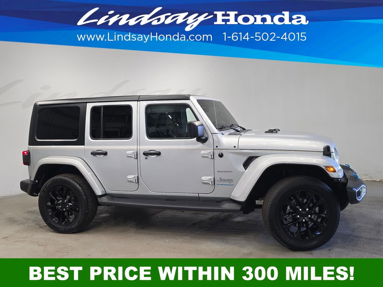 Used 2023 Jeep Wrangler Unlimited Sahara image 3