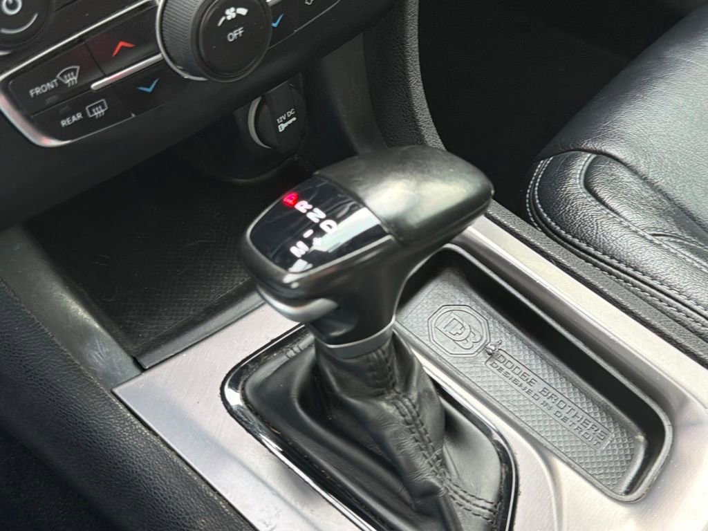 Used 2019 Dodge Charger SXT w/ Blacktop Package image 23