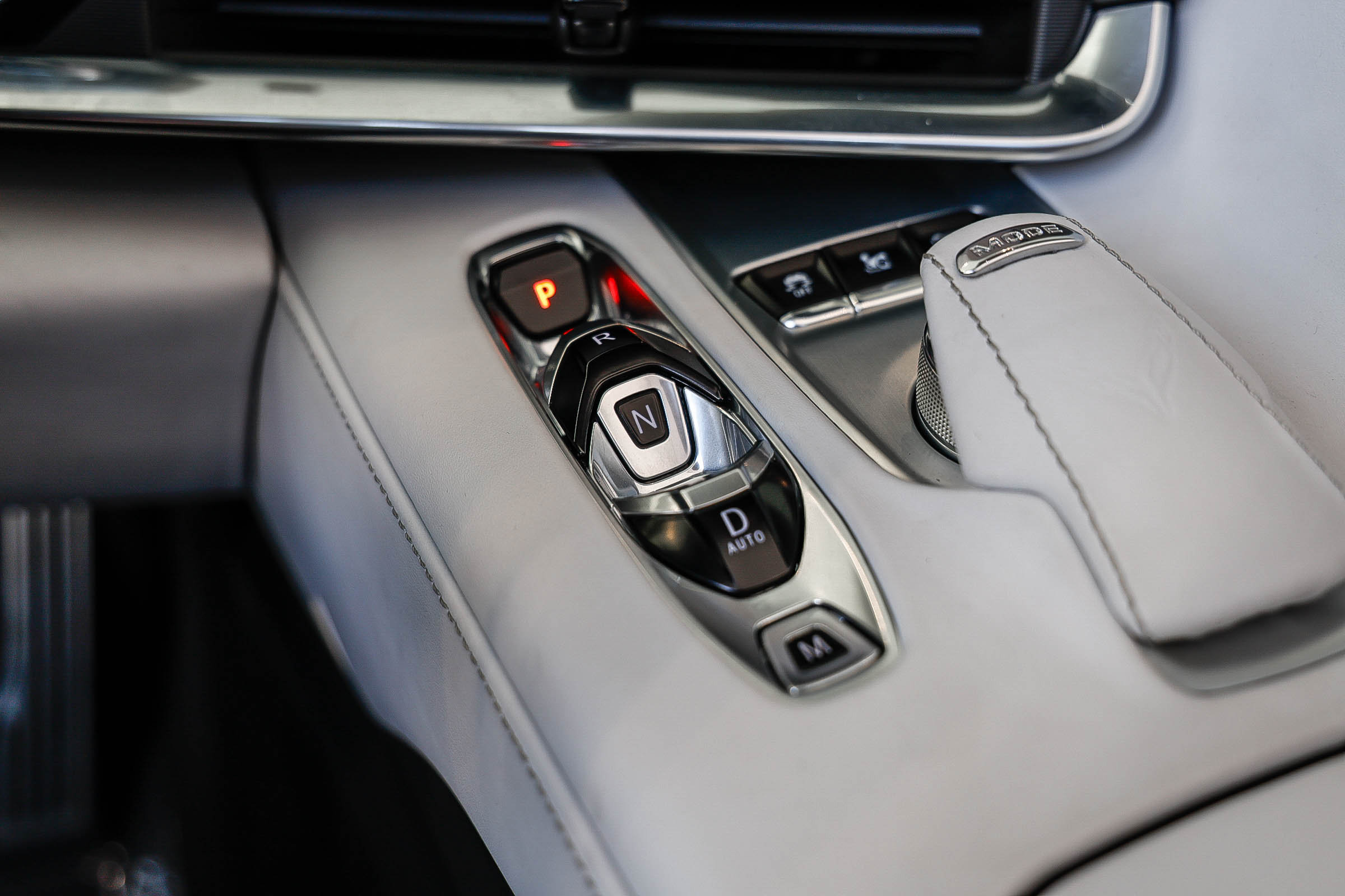Used 2020 Chevrolet Corvette Stingray Premium Conv w/ 3LT Preferred Equipment Group RWD image 8