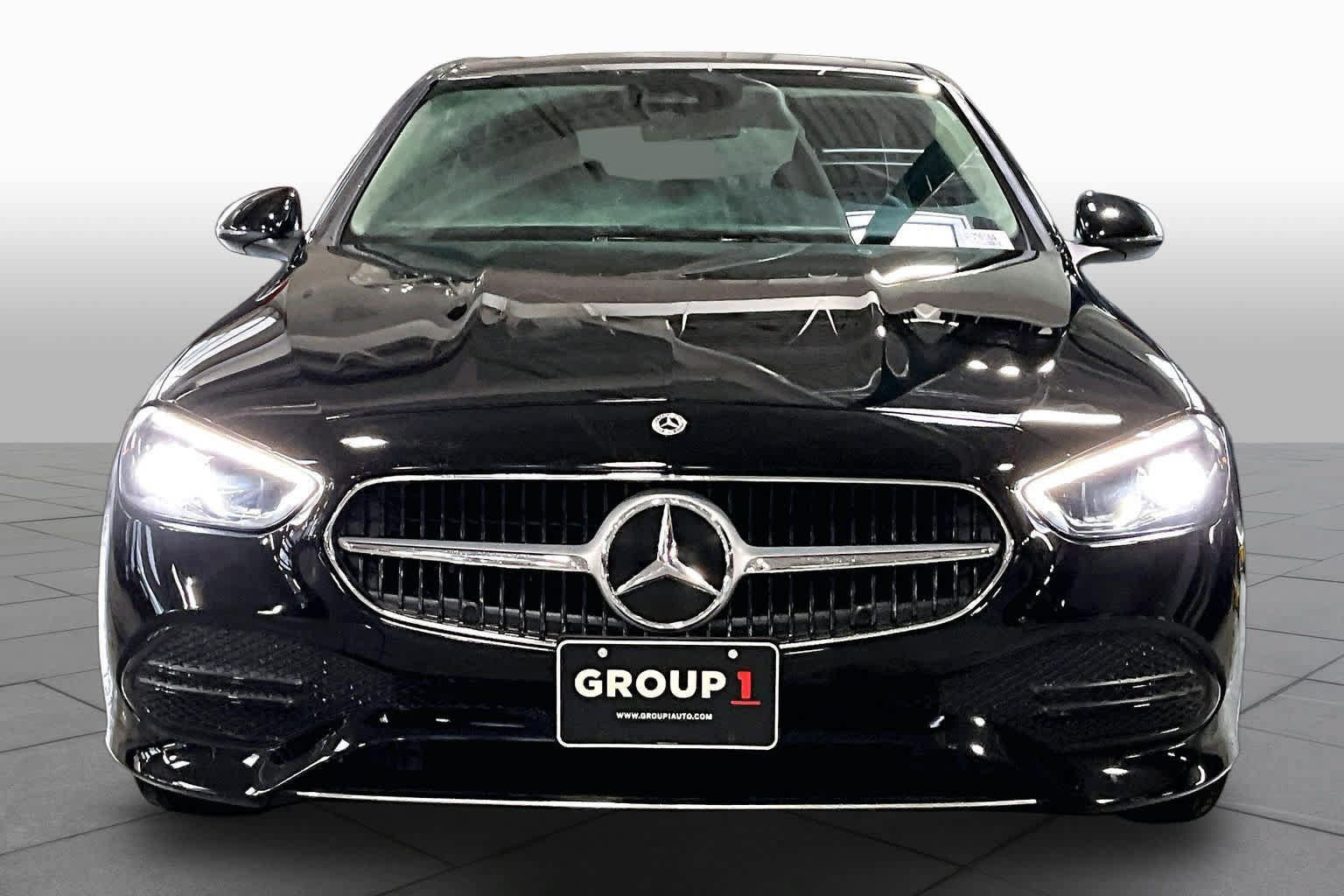 Used 2022 Mercedes-Benz C 300 4MATIC Sedan image 4