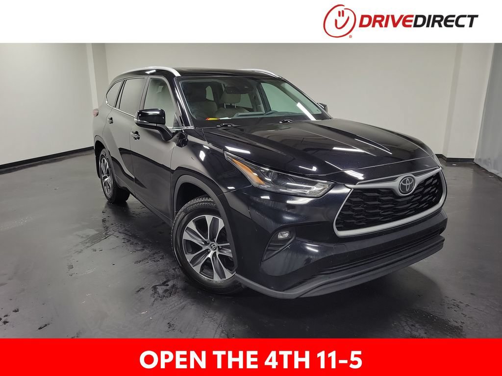 Used 2024 Toyota Highlander XLE