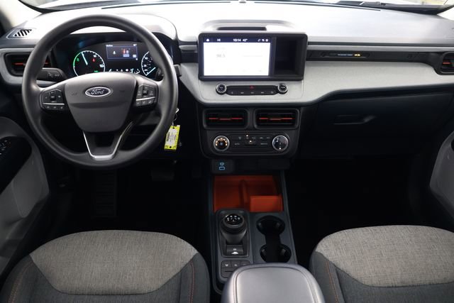Used 2024 Ford Maverick XLT image 2